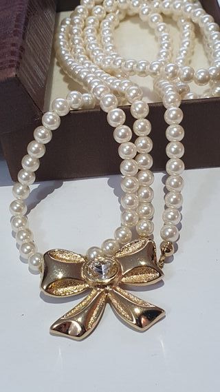 Collana di perle vetro bianche a doppio filo