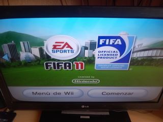 Wii New Super Mario Bros. + FIFA 11