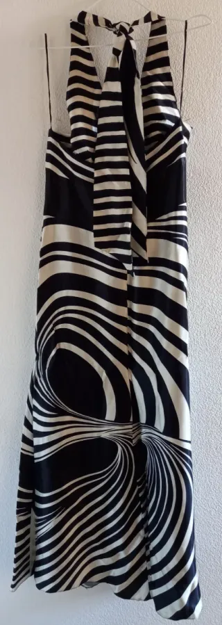 Vestido largo fiesta rayas blanco y negro