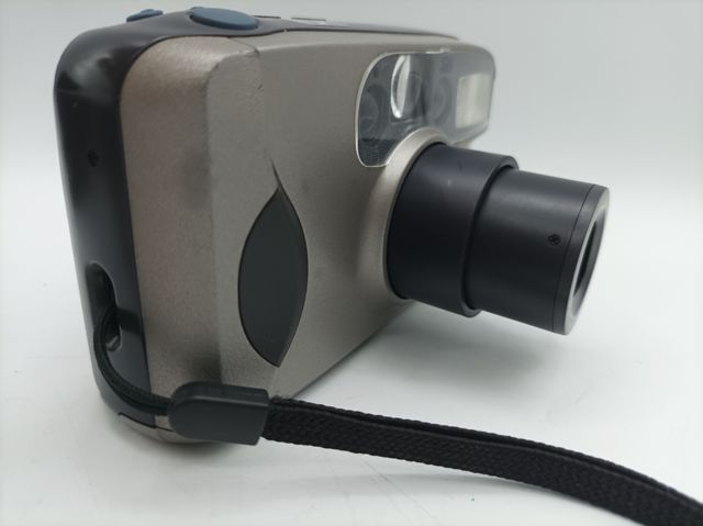 Cámara Analógica Nikon Zoom 210 AF Negra/Gris