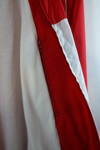 Chaqueta Nike Sportswear Street Roja y Blanca