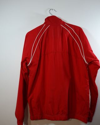 Chaqueta Nike Sportswear Street Roja y Blanca