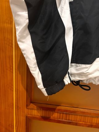 Sudadera Adidas Blanca y Negra