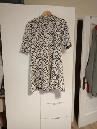 Vestido estampado blanco y negro