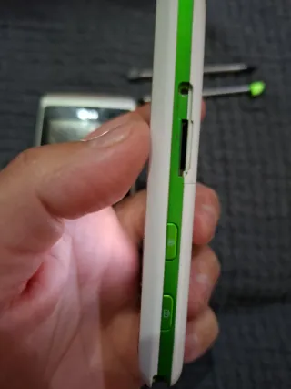 2 Móviles LG KP501 Plata y Blanco + Stylus