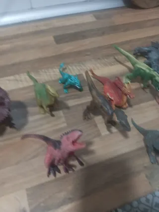 Colección 12 dinosaurios de juguete