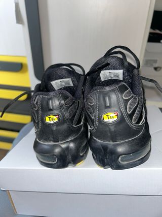 Nike TN Air Max Plus Negras