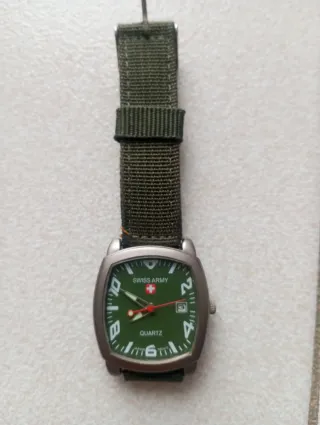 Relojes Swiss Army Varios - Verde y Plata