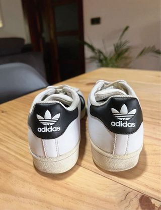 Adidas Superstar Blancas y Negras