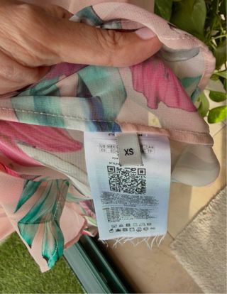 Blusa Guess floral -Nueva-