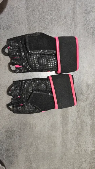 Guantes de gimnasio ATIPICK negros y rosas