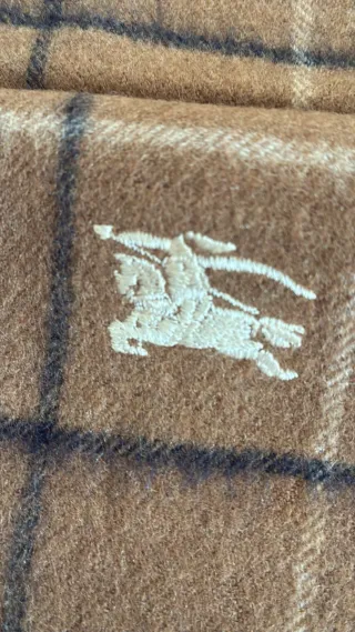 Bufanda Burberry Cuadros Marrón y Beige