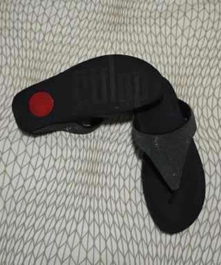 Sandalias Flip Flop Mujer Negro y Plata