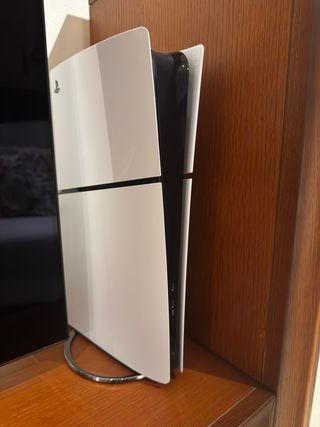 Consola PS5 Slim Digital 1TB + Mando