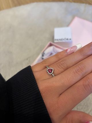 Anillo Pandora Corazón Rojo y Plata
