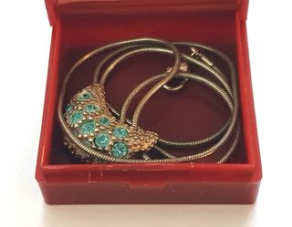 Collanina con ciondolo luna con pietre turchesi