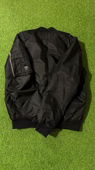 Chaqueta Bomber Negra Forro Rojo