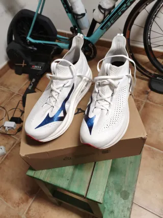 Mizuno Neo Vista 2 Blancas y Azules