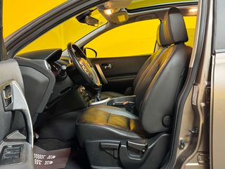 Nissan Qashqai+2 2011