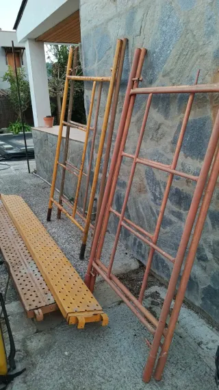 En la foto no estan todos pero hay mas.