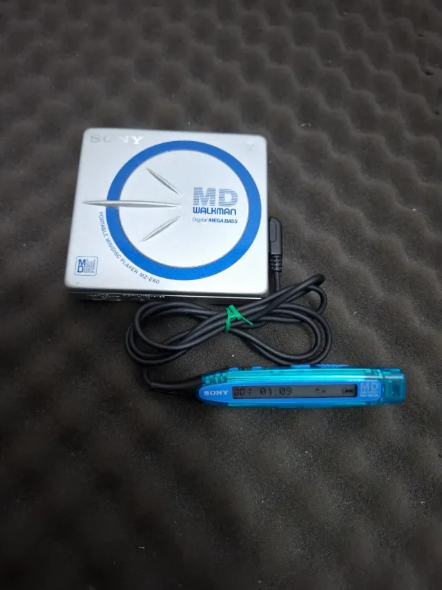 Sony MZ-E60 Walkman MD Digital Mega Bass