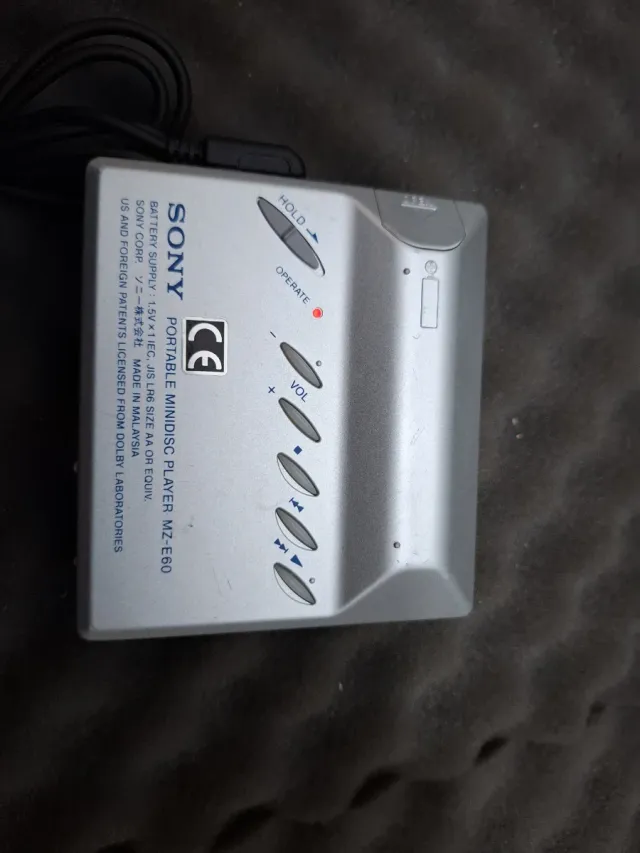 Sony MZ-E60 Walkman MD Digital Mega Bass