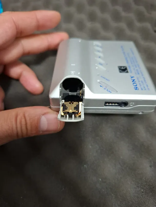 Sony MZ-E60 Walkman MD Digital Mega Bass