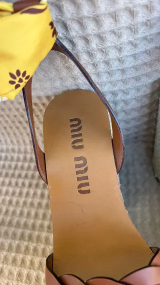 Tacchi Miu Miu Piattaforma Yute Fiori