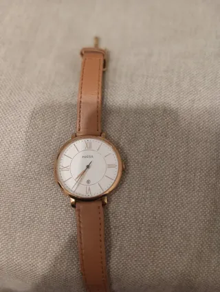 Reloj Fossil Correa Marrón y Detalles Dorados