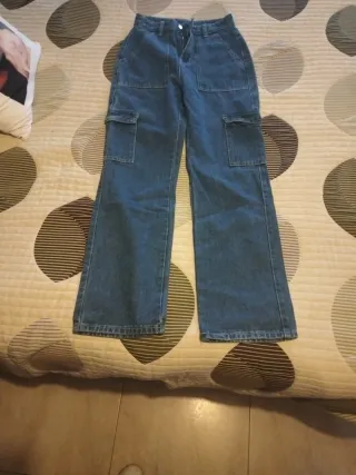 Pantalón ancho cargo talla XS