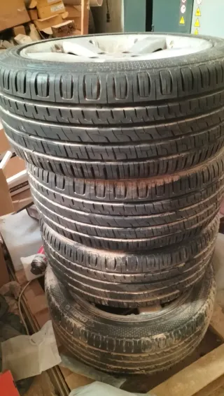 Vendo 4 Llantas Passat, negociable