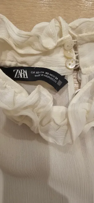 Blusa beige Zara. Talla XS. Sin estrenar