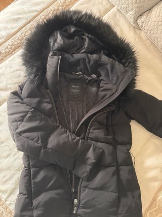 Abrigo Salsa Negro Plumas Doble Cierre