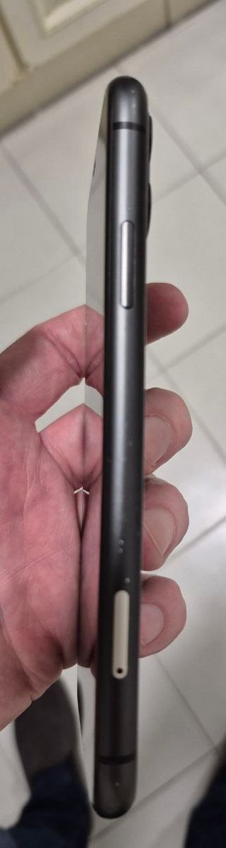 iPhone 11 64GB Negro con caja