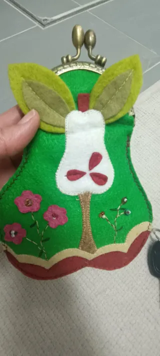 Cartera neceser hecho a mano