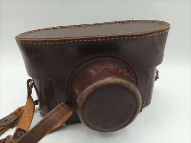 Cámara Regula Vintage Plata y Negro