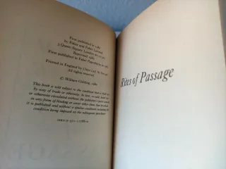 Rites of Passage - Novela libro en Inglés