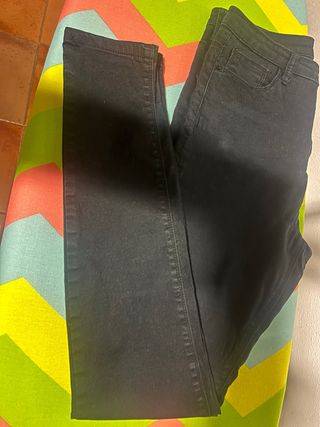 Pantalón negro