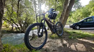 Eléctrica de montaña Doble Suspensión GIANT