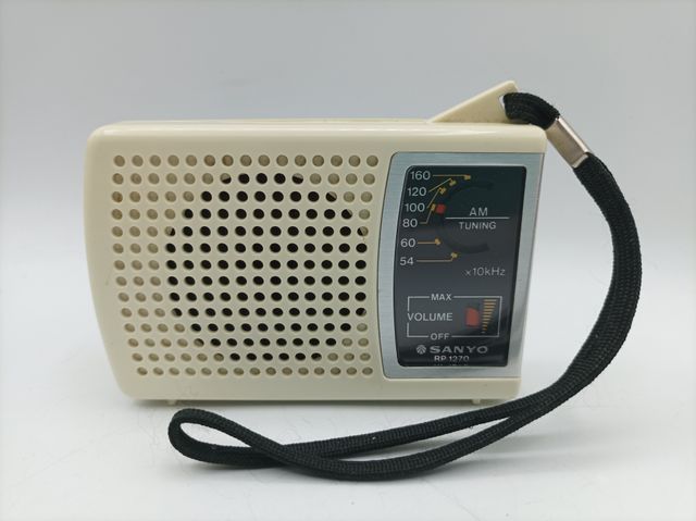 Radio Portátil Sanyo RP 1270 Beige/Plata