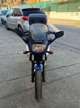 Kawasaki GPZ 500S Twin Cam 8 Válvulas