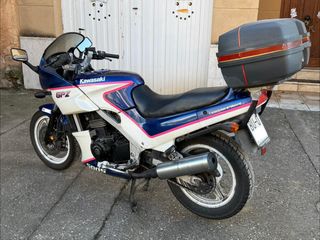 Kawasaki GPZ 500S Twin Cam 8 Válvulas