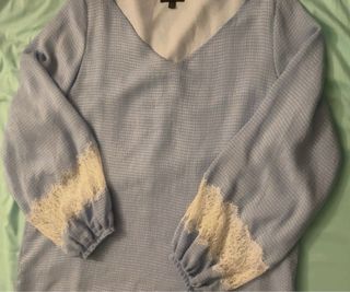 Camisa Massimo Dutti azul con encaje