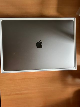 MacBook Pro 15’’i9 16GB RAM 500GB SSD (2018-2019)
