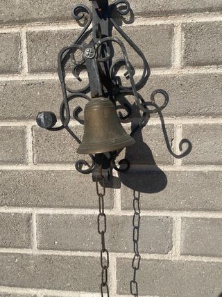 Campanella in ottone con catena