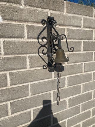 Campanella in ottone con catena