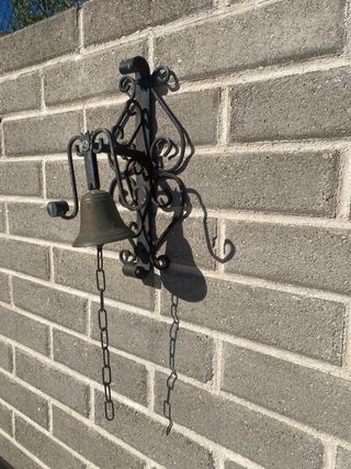 Campanella in ottone con catena