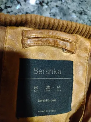 Cazadora efecto piel hombre