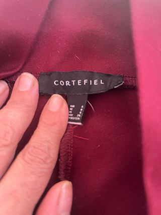 Leggings Cortefiel  de color con botones dorados