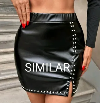 Minifalda polipiel negra con perlas